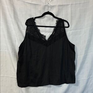 H&M Black Sleeveless Top with Lace Detail